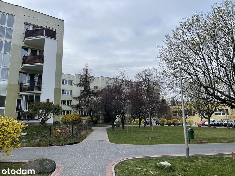 86m2, 4 pokoje, balkon, KW, 5 min do metra