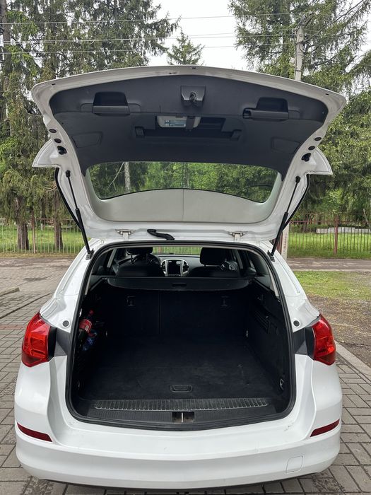 Opel Astra 2011 рік, в гарному стані терміново