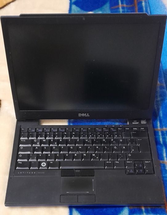 Dell Latitude 3400-14-inch