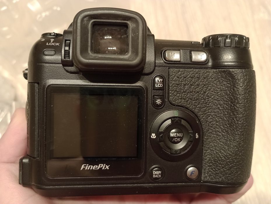 Aparat Fujifilm FinePix S5600