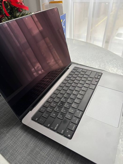 MacBook M1 Pro 14 16/516 94акб