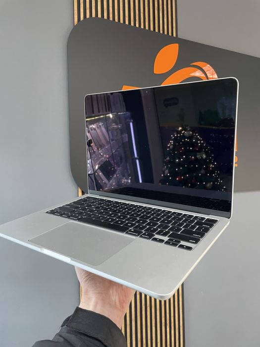 MacBook Air 13 m3 , 16gb, 256gb silver