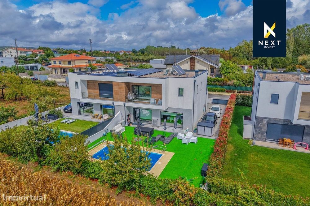 Moradia Geminada T4 com Piscina – Viseu