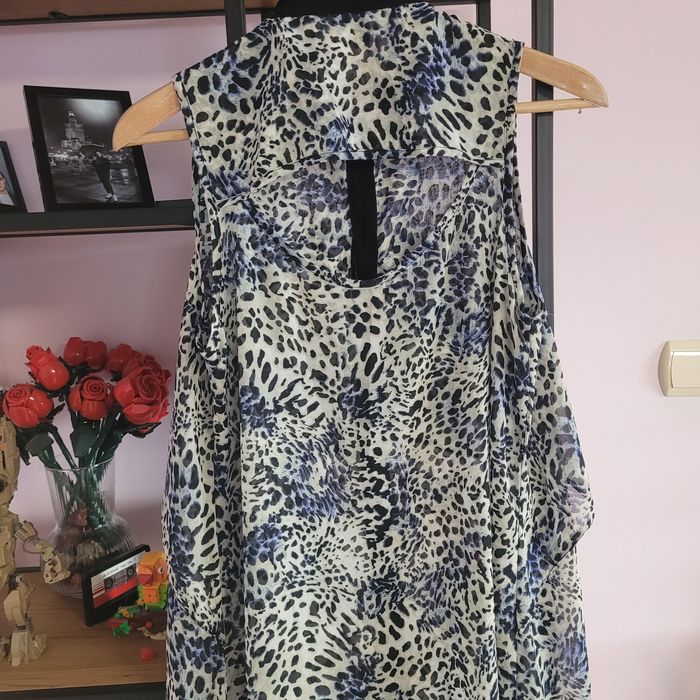 Damska bluzka bez rękawów