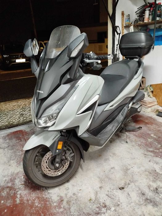 Honda Forza 350 Nacional