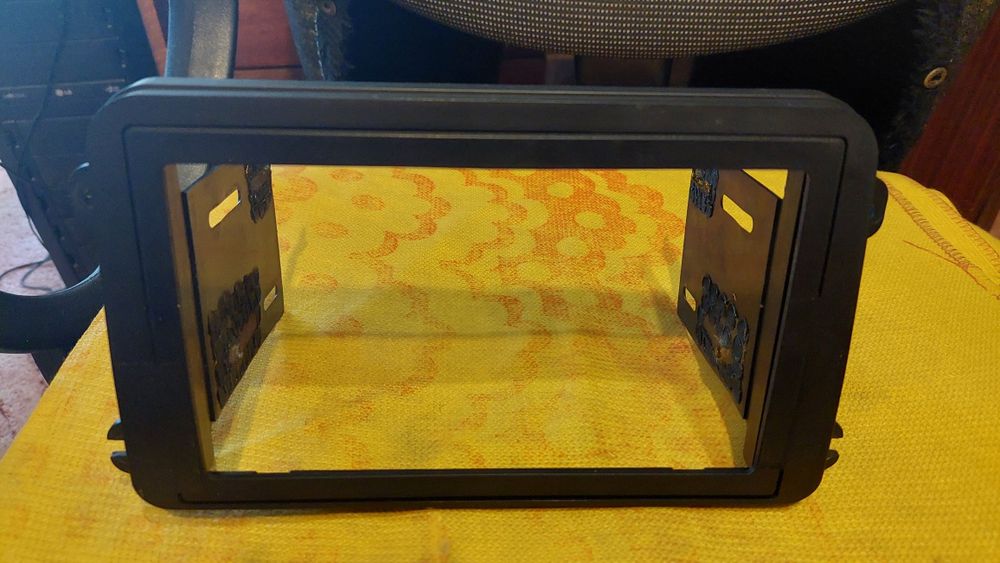 Рамка для  автомагнитолы Passat, Octavia, группа Фольцваген