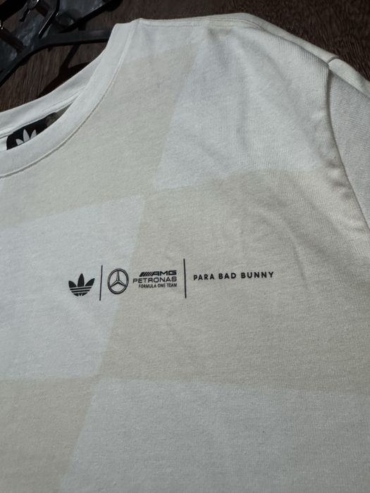 Bad Bunny x Mercedes AMG Petronas F1 Team – T-Shirt