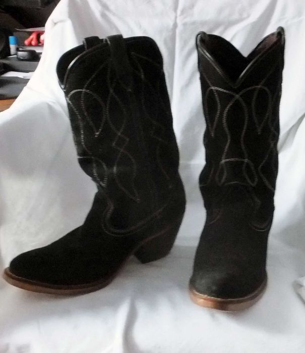 Zamszowe ocieplane kowbojki