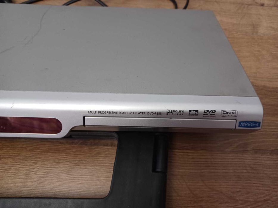 Продається Samsung DVD player DVD-P355 MP4 (DVD-програвач)