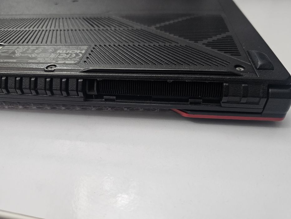 Ноутбук Asus FX504D(I7-8750, GTX1050, 16Gb, 240+320,FullHD)