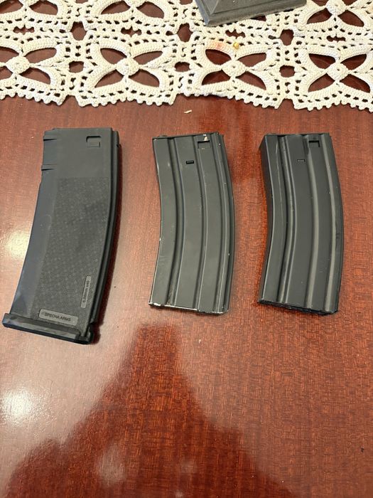 Vendo ou troco 3 magazines de airsoft