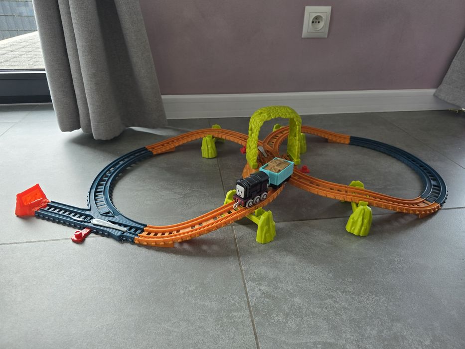 Fisher-Price Tomek i Przyjaciele Zestaw + lokomotywa