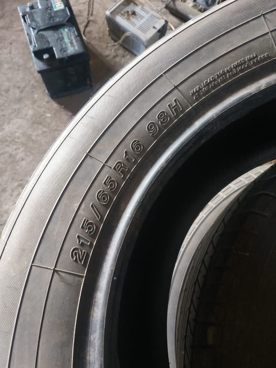 Резина Yokohama 215 65 r16: 750 грн. - Автошини Краматорськ на Olx
