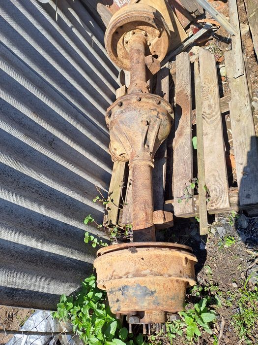 Балка на прицеп газ