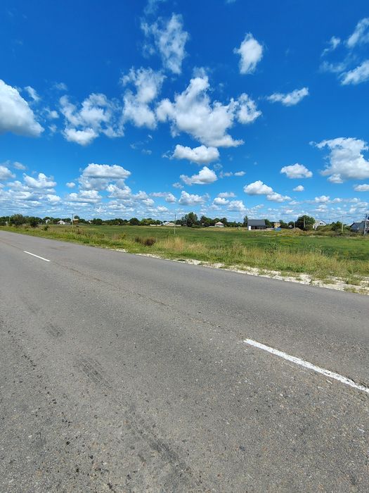 Продам фасад траси Київ Прилукі 140 соток