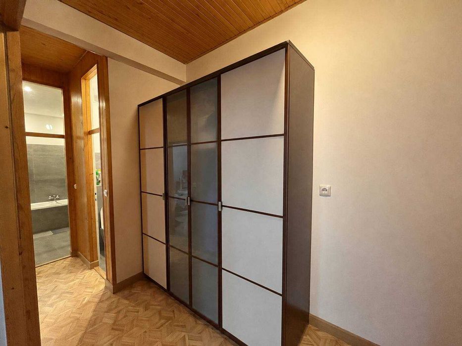 68 m² przy metrze Rondo ONZ, osobna kuchnia, bez prowizji