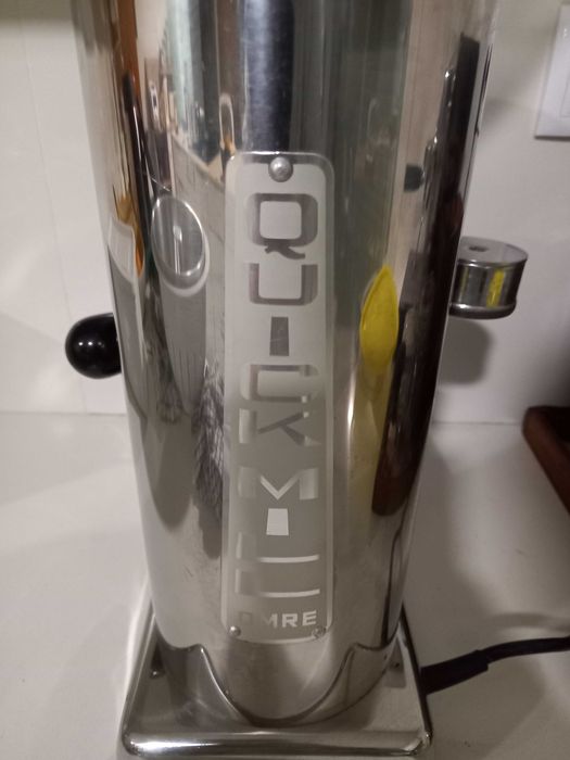 Moinho de café antigo Quickmill Omre