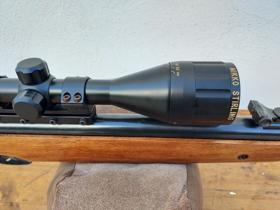 Weihrauch HW85s sem mira telescópica.