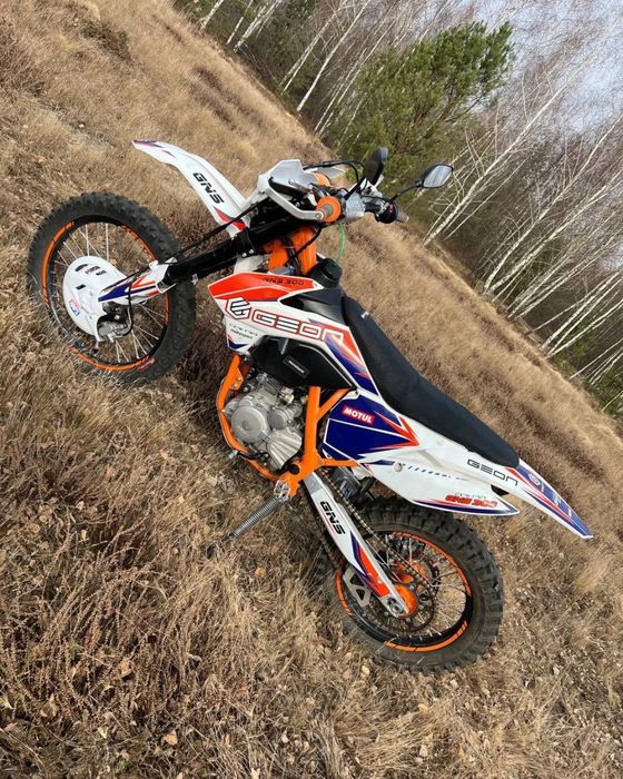 Продам мотоцикл Geon gns 300