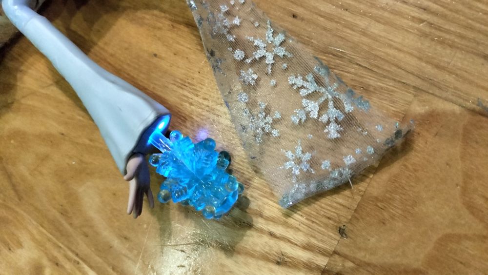 Lalka Elza strzelajaca Mattel tort gratis Barbie syrenka