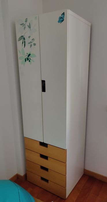 Roupeiro criança IKEA STUVA