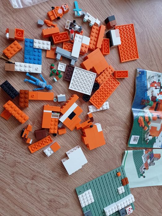 Лего Майнкрафт Лисья хижина LEGO 193 дет