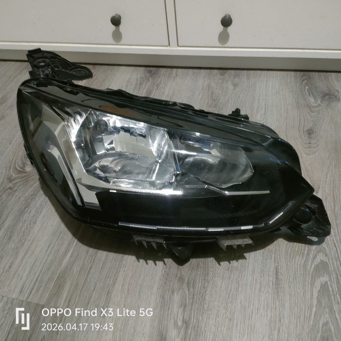 Farol / Ótica Direito Peugeot 208 II (Ano '19 a '26)-