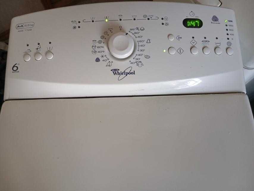 Whirlhool c верхней загрузкой 5,5кг. 1200 оборотов