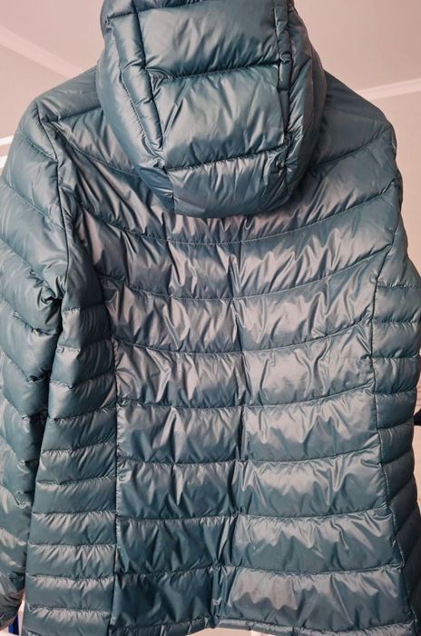 Куртка пуховик 90% пух, 10% перо, розмір L