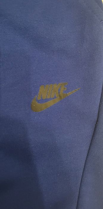 Nike tech flecce