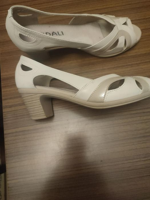 Buty damskie 37.