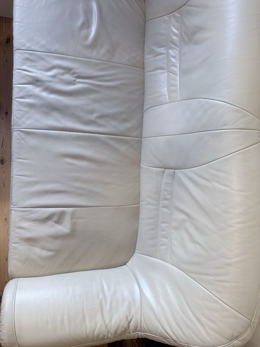 Beżowy skórzany narożnik Etap Sofa