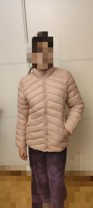 Легка куртка  Манго.