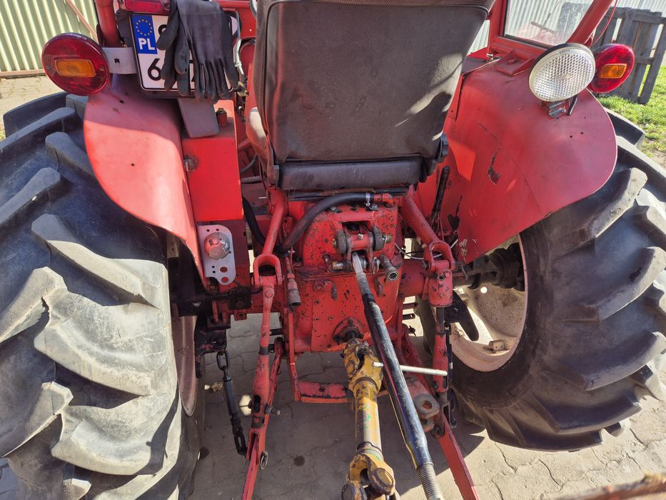 CASE 276 International