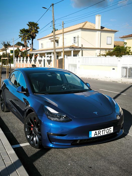 Tesla Model 3 Performance