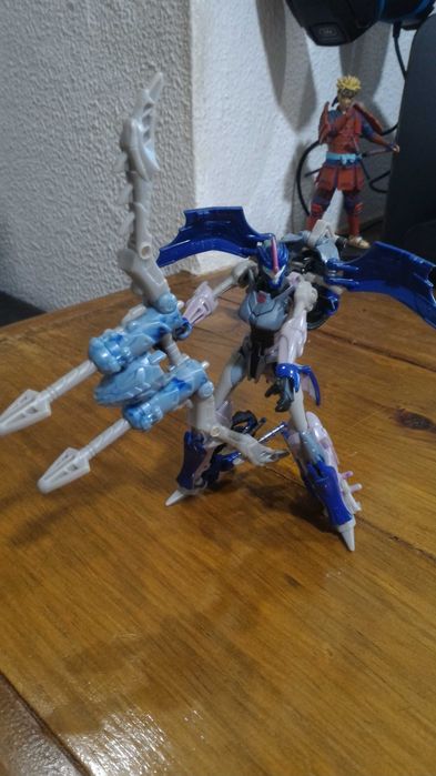 Pack de figuras Transformers de vários fabricantes