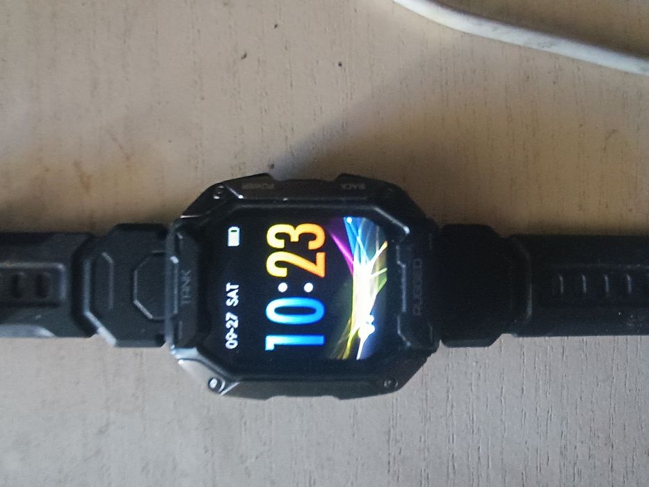 Продам смрат часы TANK M1 PRO