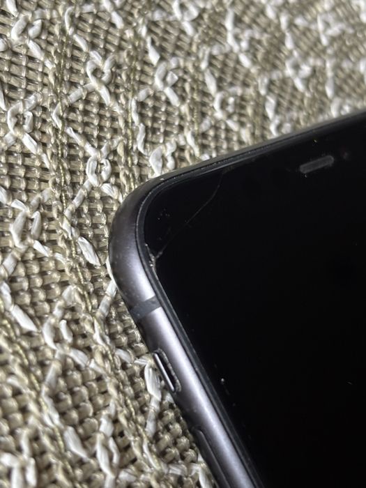 Iphone 11 czarny