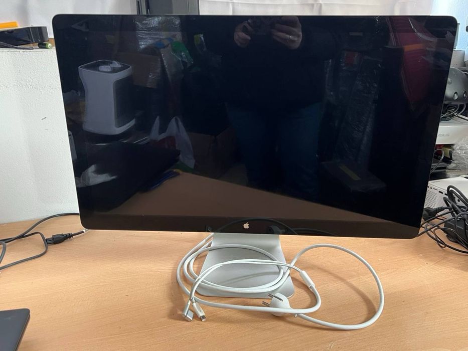 Монітор Apple Cinema Display 27”