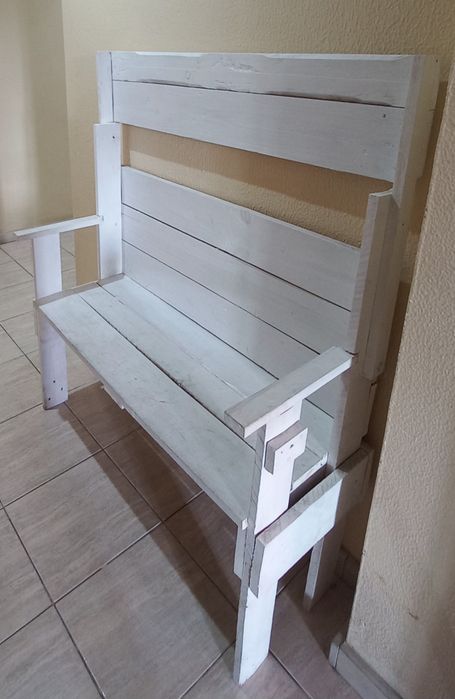 escano em madeira