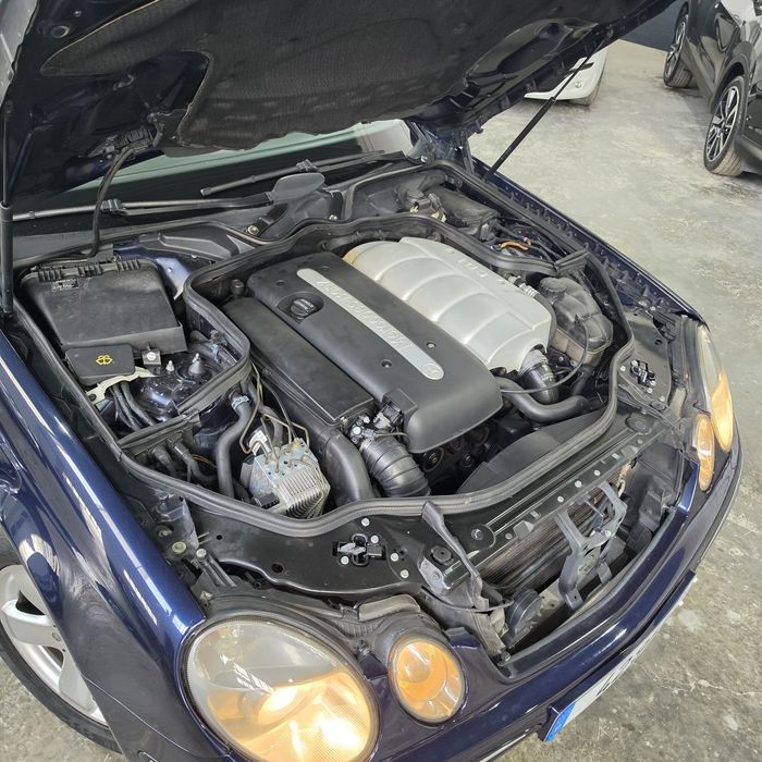 Mercedes-Benz E 220 CDI Elegance  -Caixa Automática