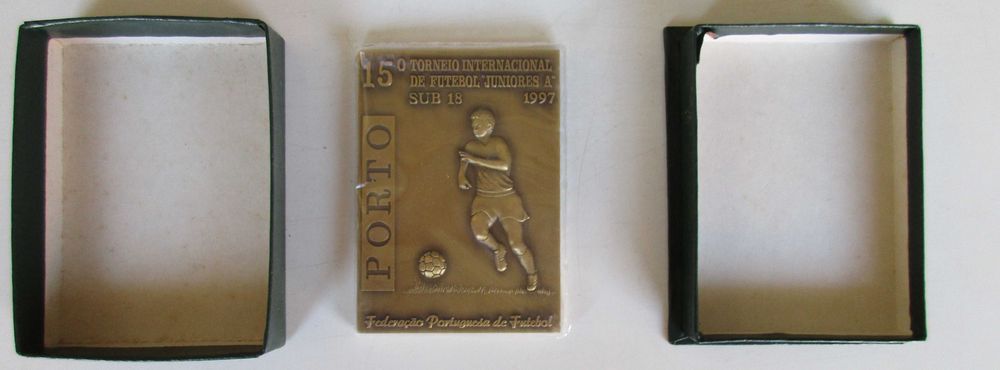 Torneio de Futebol 1997 - Juniores A - - - - - Medalha