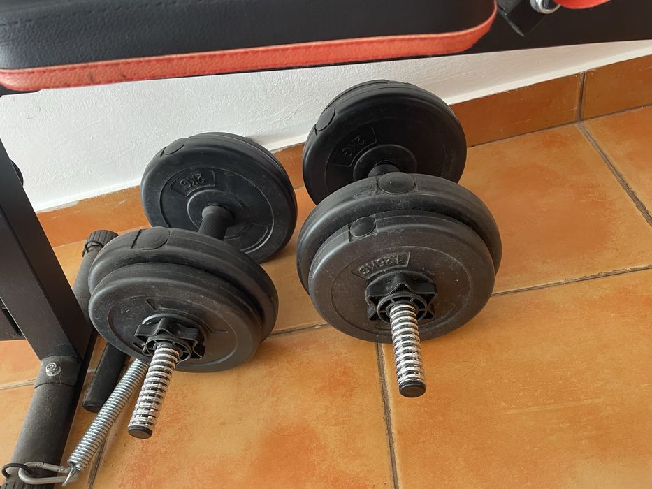 Banco musculação e conjunto pesos