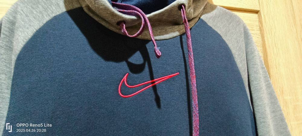 Nike-orginalna Bluza z kapturem z USA -M/L-idealna..