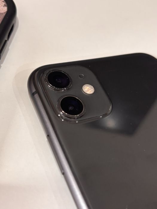 Iphone 11 76% baterii