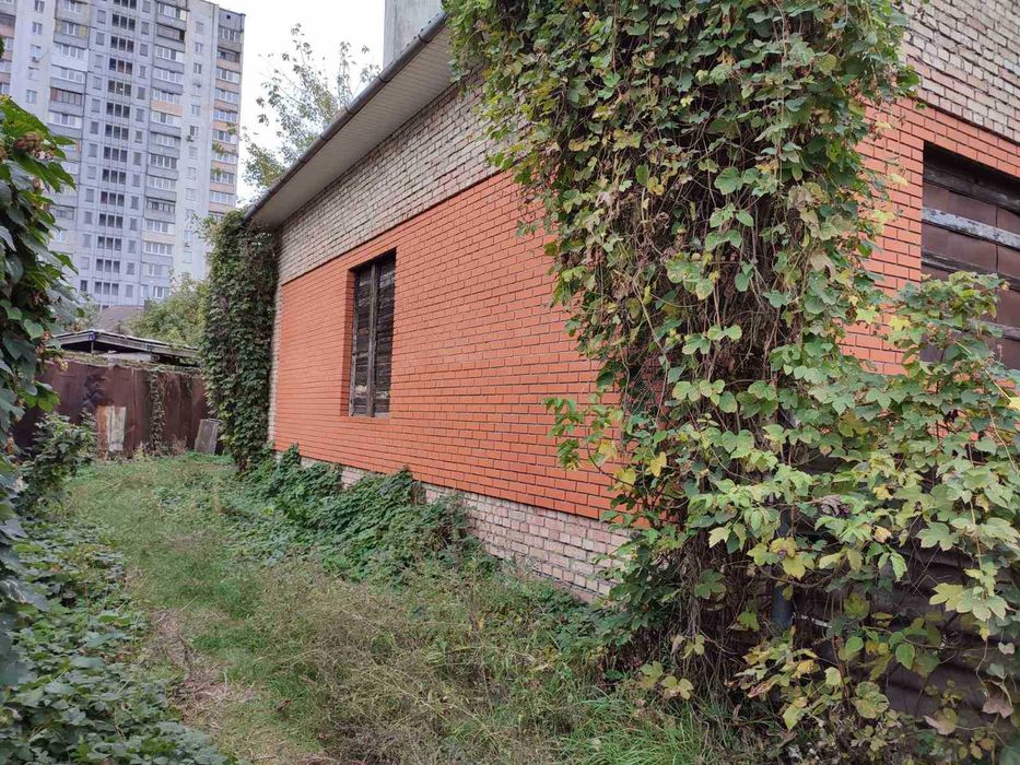 Будинок  ДАРНИЦЯ ,ДВРЗ, 6 соток землі