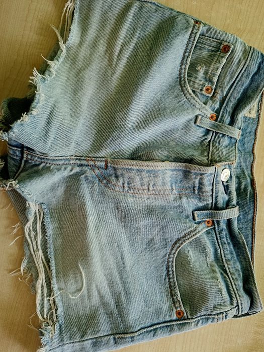 Levis spodenki damskie