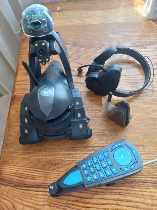 Робот шпіон,робот,шпіон