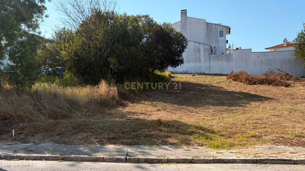 Terreno para Construção na Urbanização das Virtudes em Aveiras de Baix