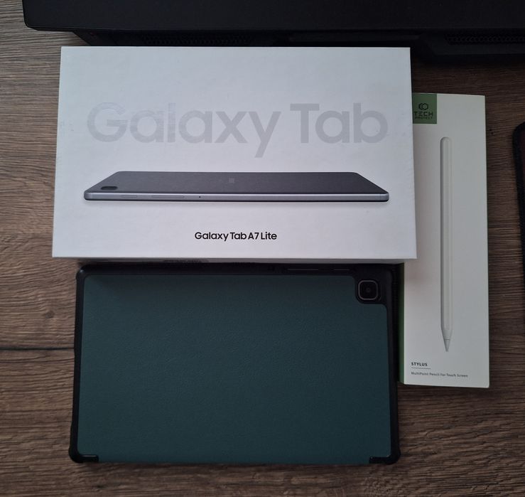 Piękny tablet Samsung A7 Lite + długopis